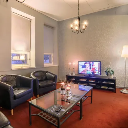 Jugend Boutique 3*
