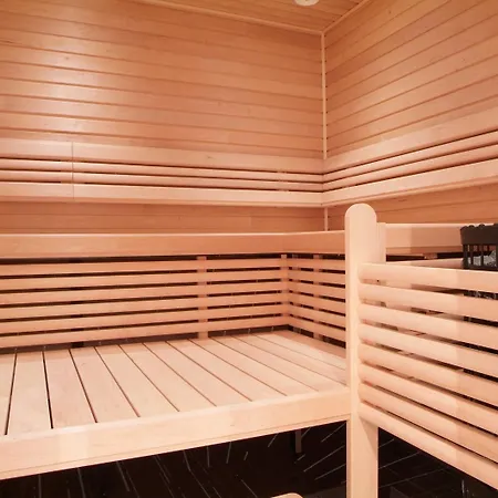 Jugend Boutique 3* Jakobstad